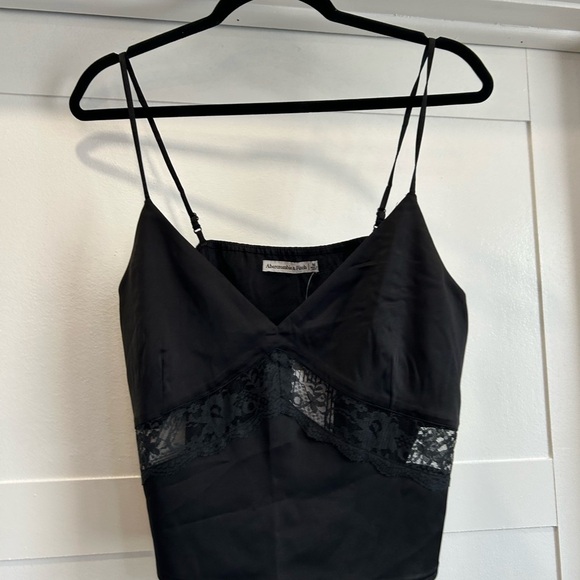 Abercrombie & Fitch Black satin Lace Trim Top M NWT - Picture 1 of 3